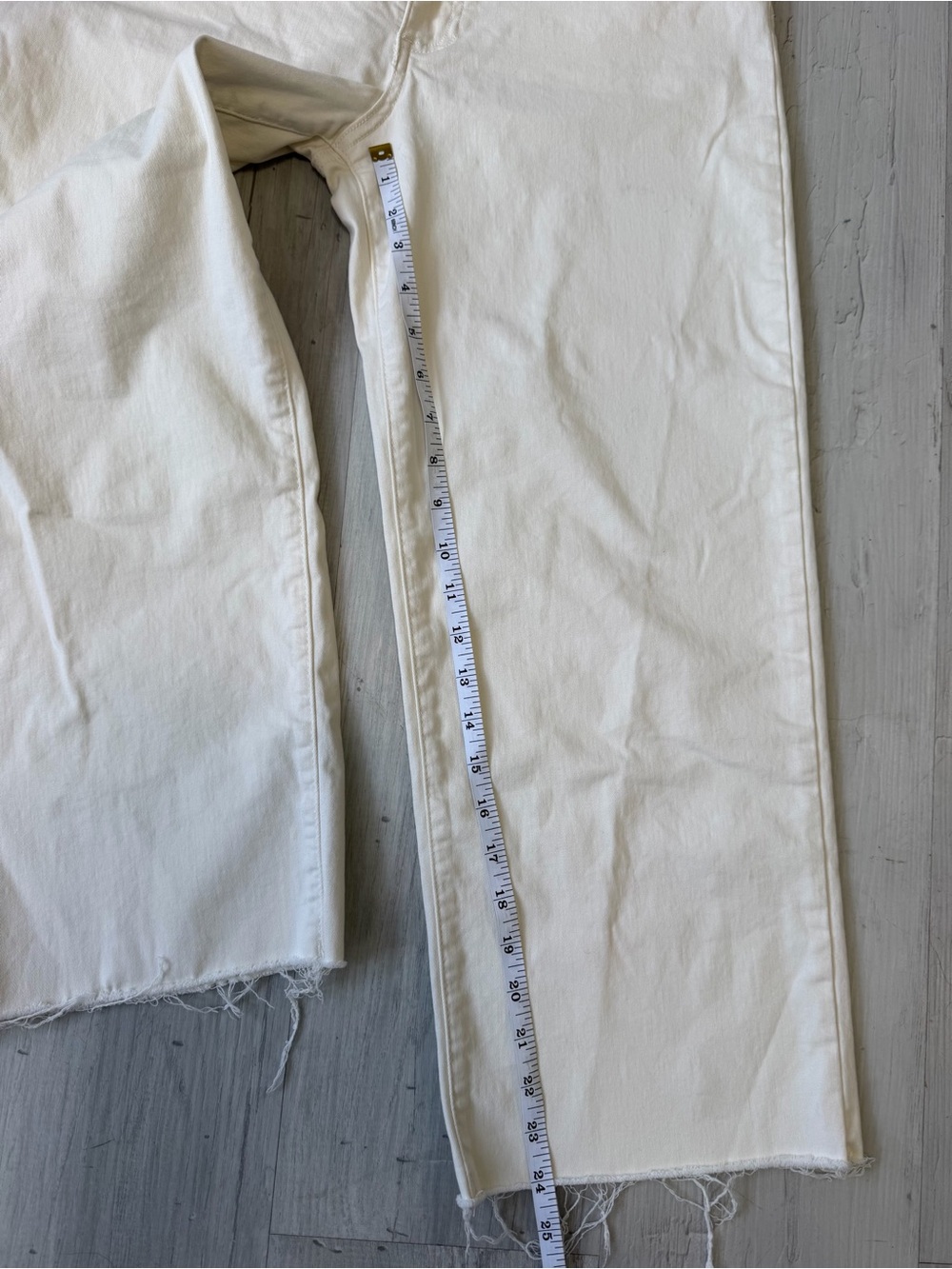 Kut from the Kloth Wide-Leg Cropped Jeans - Cream - Picture 5 of 5